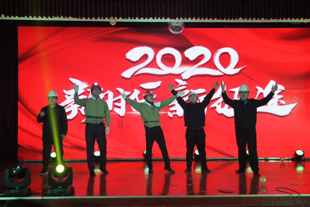 微信怎么定时发消息给别人？游戏画面